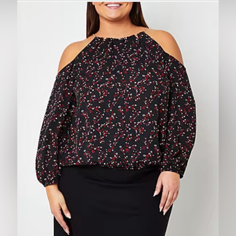 BOLD Elements Cold Shoulder Blouse with Chain - Black with Heart Print, Size 1X